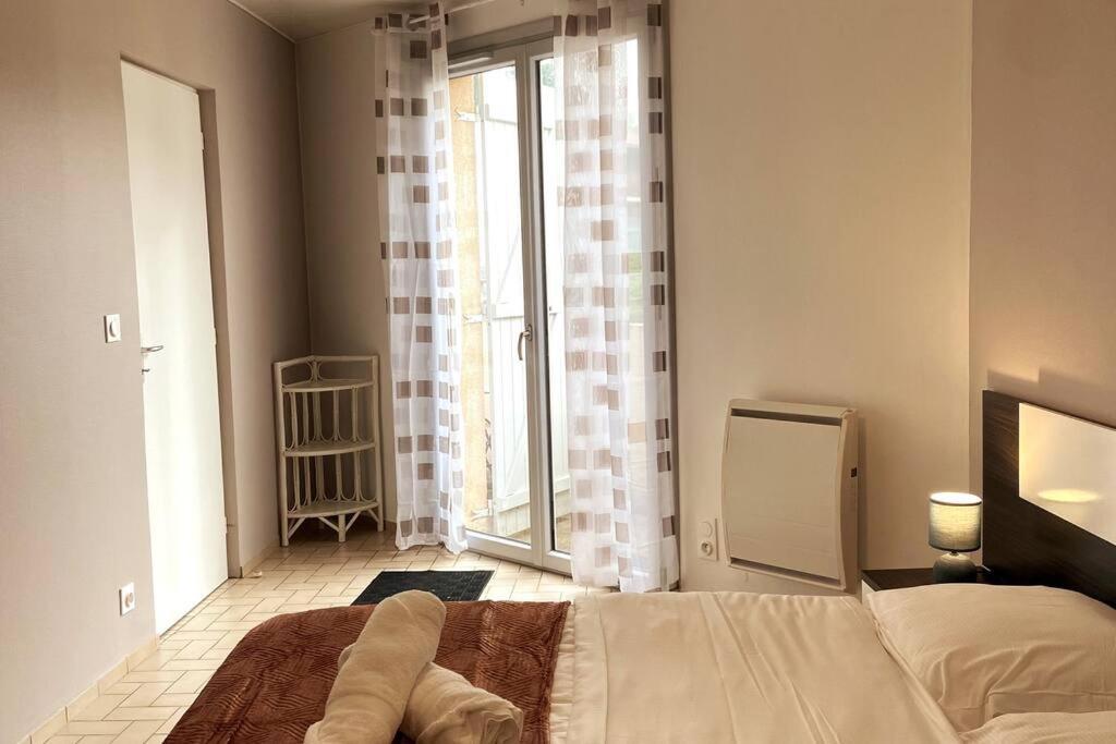 Le Saint-Amour Appartement Classe 2 Etoiles Eksteriør billede